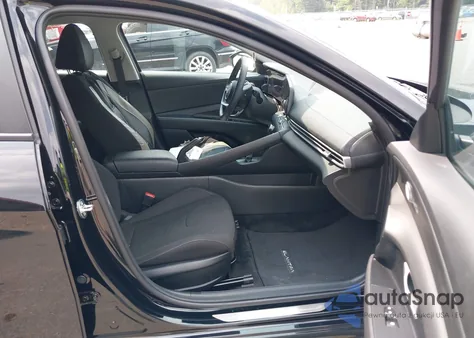 2024 Hyundai Elantra Sel from USA, damaged, VIN KMHLM4DG5RU812976